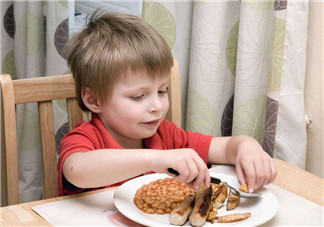 寶寶飲食營(yíng)養(yǎng)喂養(yǎng)的錯(cuò)誤觀念普及