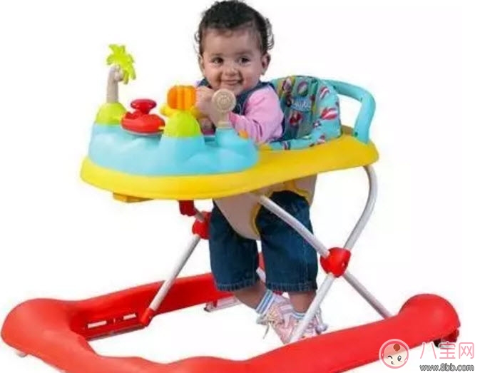 學(xué)步車到底能不能用 寶寶學(xué)步車的危害有哪些