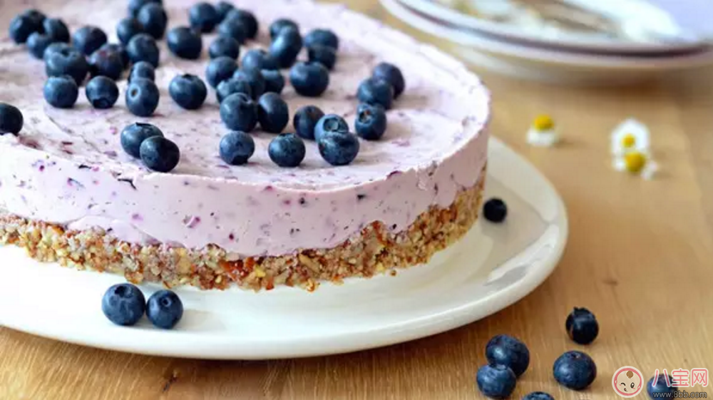 寶寶食用藍(lán)莓好處多 幫助骨骼生長 寶寶食用藍(lán)莓好處多 幫助骨骼生長