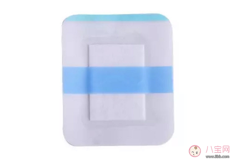 寶寶游泳貼需要準(zhǔn)備么 寶寶護(hù)臍貼用到多大 寶寶游泳貼需要準(zhǔn)備么 寶寶護(hù)臍貼用到多大