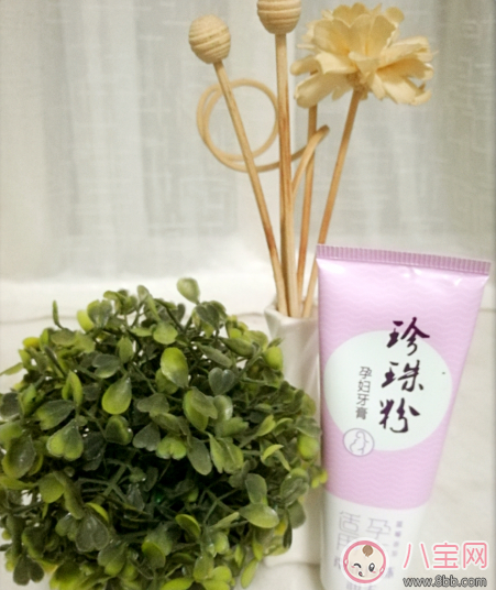 適合準(zhǔn)媽媽用的牙膏測評(píng):京潤珍珠粉孕婦牙膏 適合準(zhǔn)媽媽用的牙膏測評(píng):京潤珍珠粉孕婦牙膏