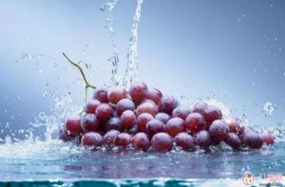 寶寶便秘不喝藥 吃葡萄就好了