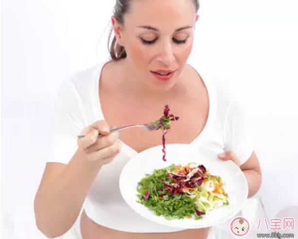 孕婦為什么不能吃胡椒粉 懷孕吃了胡椒會(huì)怎么樣 孕婦為什么不能吃胡椒粉 懷孕吃了胡椒會(huì)怎么樣