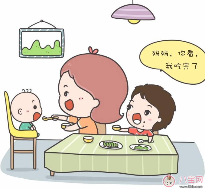寶寶吃飯追著喂 錯(cuò)過(guò)獨(dú)立喂飯機(jī)會(huì)只能這樣