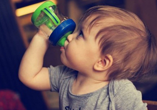 嬰兒用品國產(chǎn)好貨 國產(chǎn)奶粉、奶瓶、紙尿褲推薦