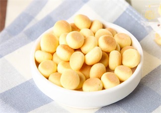 孩子喜歡吃餅干 如何選擇適合孩子吃的餅干