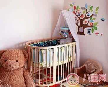 徐若瑄在兒子V寶同款嬰兒床 靈活多變又安全