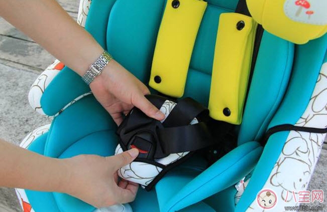 兒童安全椅需要嗎 小熊維尼兒童安全座椅測評