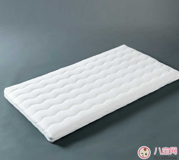 孩子?jì)雰悍吭趺床贾?不知是男是女怎么布置嬰兒房