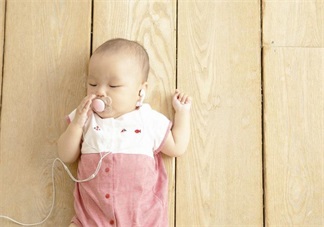 孩子?jì)雰悍吭趺床贾?不知是男是女怎么布置嬰兒房