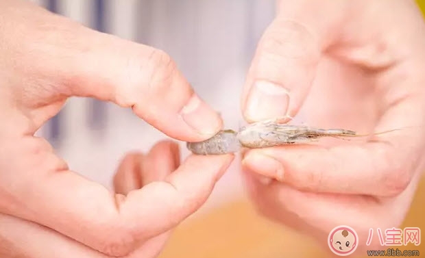 寶寶不愛吃青菜怎么辦 寶寶青菜粥的做法(吃一口愛上青菜) 寶寶不愛吃青菜怎么辦 寶寶青菜粥的做法(吃一口愛上青菜)