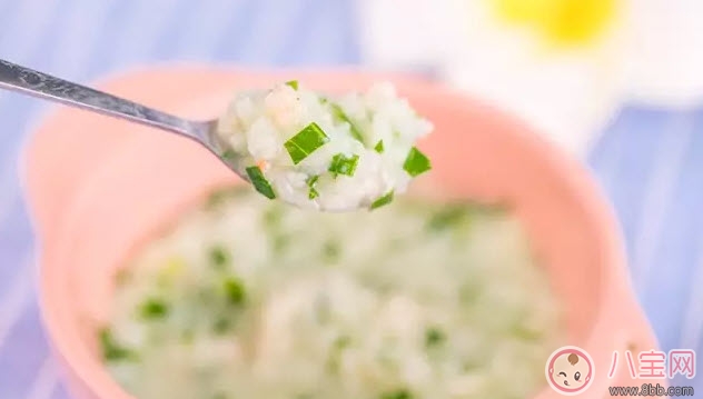 寶寶不愛吃青菜怎么辦 寶寶青菜粥的做法(吃一口愛上青菜) 寶寶不愛吃青菜怎么辦 寶寶青菜粥的做法(吃一口愛上青菜)