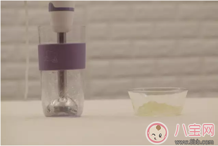 促進(jìn)寶寶消化祛暑降火 冬瓜泥米糊