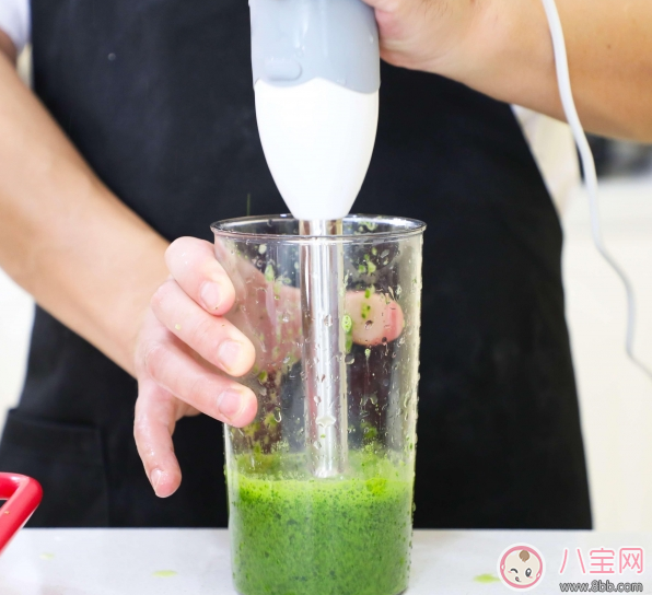 食欲大開的彩色面條:五彩時蔬鮮蝦面 食欲大開的彩色面條:五彩時蔬鮮蝦面