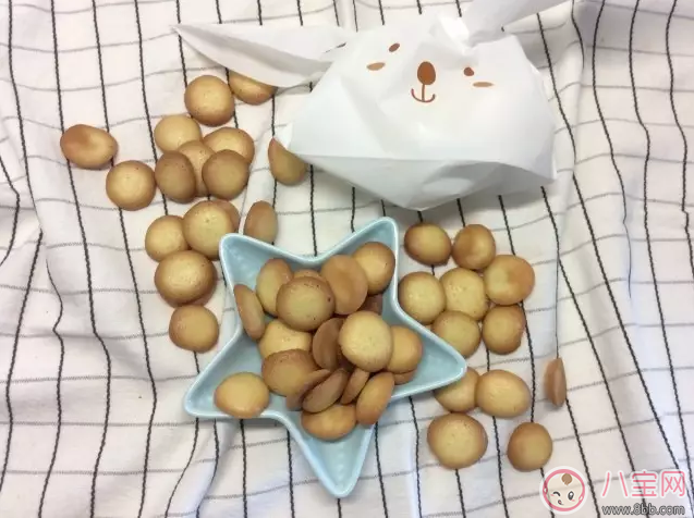 用料簡(jiǎn)單的小零食 快速簡(jiǎn)單制作方法 用料簡(jiǎn)單的小零食 快速簡(jiǎn)單制作方法