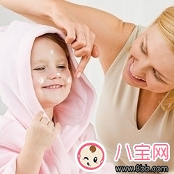 餃子用的防曬霜是什么牌子 媽媽是超人同款寶寶防曬霜 餃子用的防曬霜是什么牌子 媽媽是超人同款寶寶防曬霜