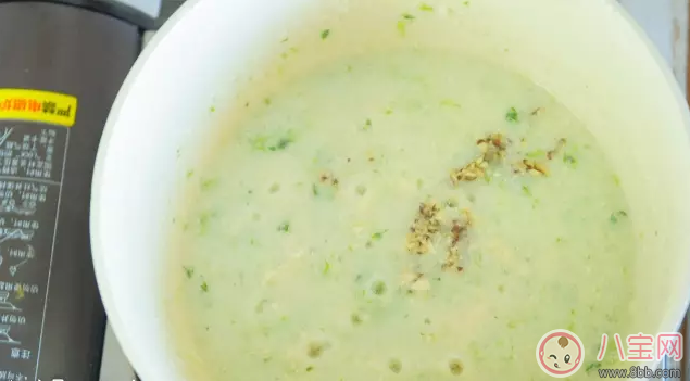 寶寶不喜歡吃白粥 來(lái)份香菇玉米雞茸粥