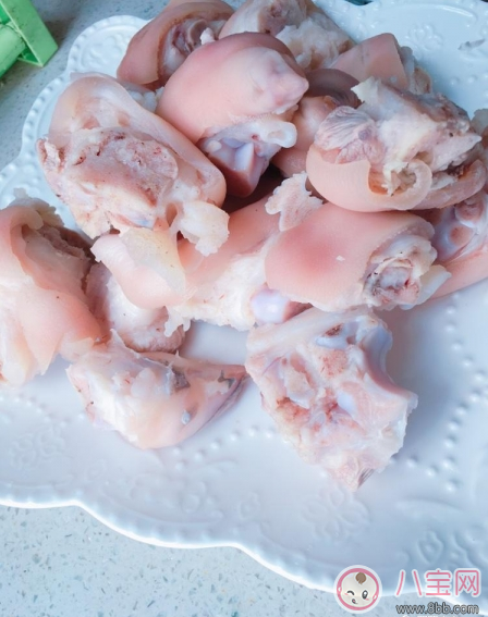 夏日沒胃口 來份椒鹽豬蹄下飯香 夏日沒胃口 來份椒鹽豬蹄下飯香