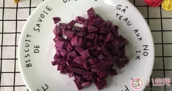 寶寶輔食 口感軟糯的紫薯發(fā)糕