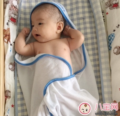 自制尿布臺(tái) 自己做的尿布臺(tái)(內(nèi)含尿布臺(tái)設(shè)計(jì)圖)