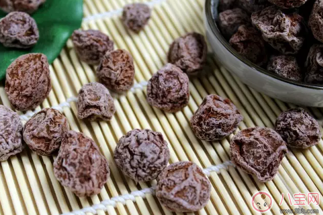 注意！這些食物千萬不能給寶寶吃