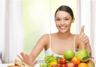 順產(chǎn)幾天可以吃蔬菜水果 剛生產(chǎn)完吃水果需要注意什么