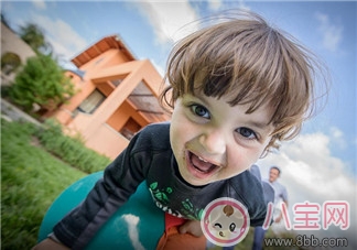 寶寶誤食怎么辦？哪些情況不可以催吐