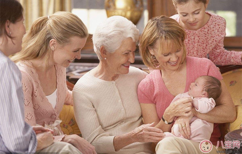 國(guó)慶節(jié)帶新生兒旅行的好處 新生出行準(zhǔn)備須知 國(guó)慶節(jié)帶新生兒旅行的好處 新生出行準(zhǔn)備須知