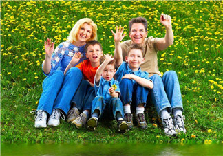 國(guó)慶節(jié)帶寶寶旅行應(yīng)該穿什么衣服？旅行物品需哎喲準(zhǔn)備哪些？