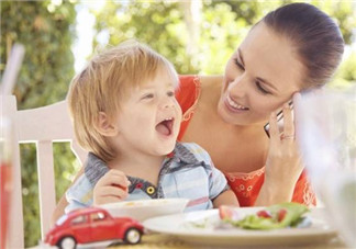 寶寶便秘、口氣、爛嘴角的真正原因 千萬(wàn)不要誤診