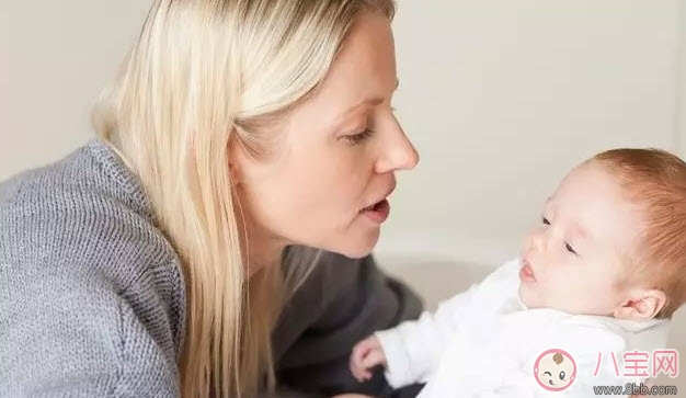 寶寶深夜總是醒怎么辦 寶寶深夜醒了怎么哄才能快速入睡