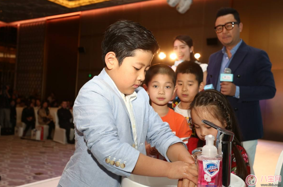 寶寶洗手有技巧 正確洗手病情遠離他 寶寶洗手有技巧 正確洗手病情遠離他