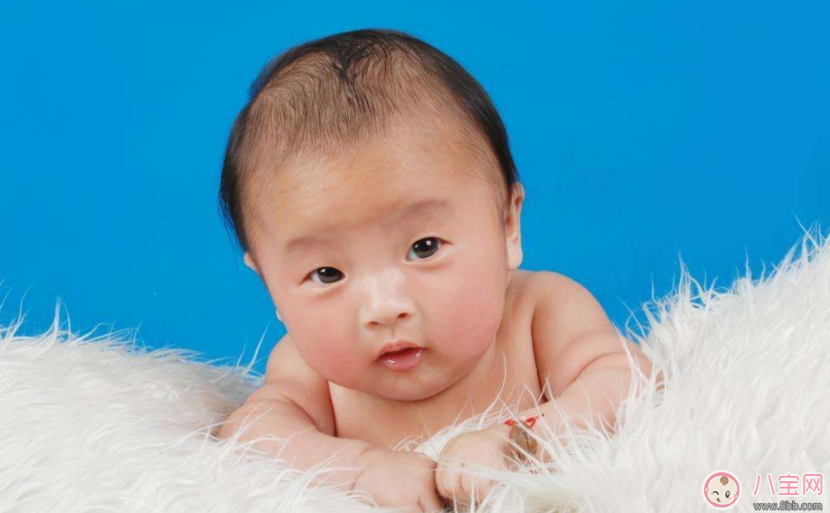 孩子多大會叫爸爸媽媽 孩子開口說話是什么時候 孩子多大會叫爸爸媽媽 孩子開口說話是什么時候