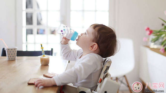 寶寶什么時候戒奶瓶比較好 寶寶戒奶瓶攻略