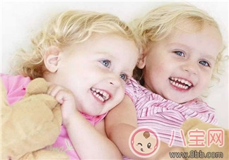 如何幫助寶寶度過磨人的長牙期？