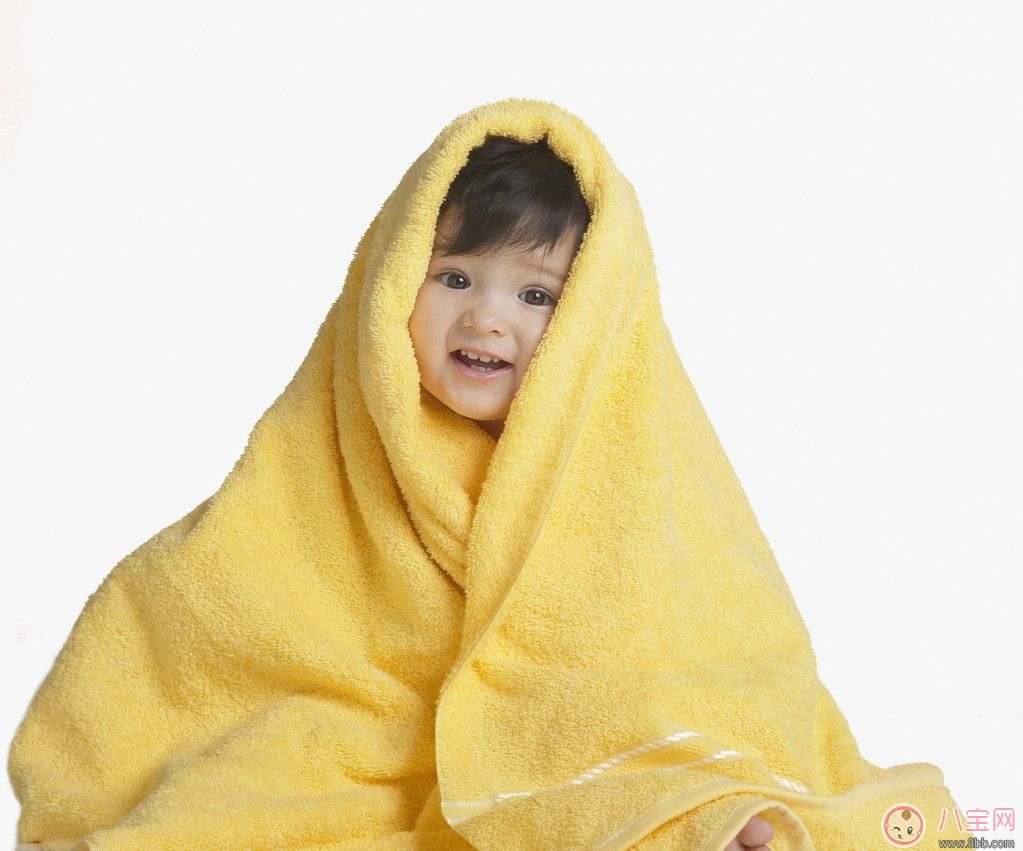 如何判斷寶寶長(zhǎng)牙期 安撫寶寶怎么做