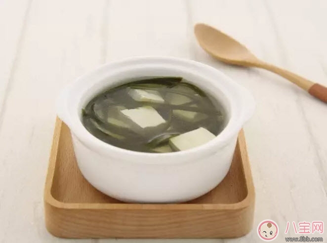 嬰兒鬼臉綜合癥癥狀圖有哪些 過量補(bǔ)鈣造成鬼臉綜合癥的危害是什么 嬰兒鬼臉綜合癥癥狀圖有哪些 過量補(bǔ)鈣造成鬼臉綜合癥的危害是什么