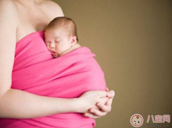 第一個(gè)抱孩子的人會(huì)影響孩子性格嗎 孩子出生第一個(gè)該誰(shuí)抱 第一個(gè)抱孩子的人會(huì)影響孩子性格嗎 孩子出生第一個(gè)該誰(shuí)抱