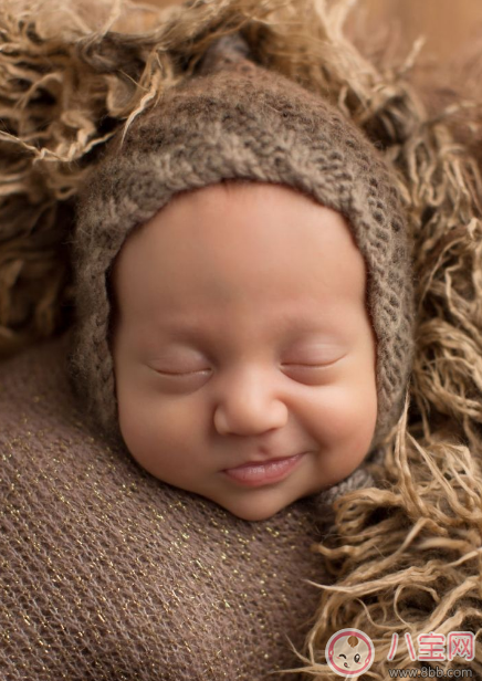 這些是帶新生寶寶的誤區(qū) 別再進去了 這些是帶新生寶寶的誤區(qū) 別再進去了