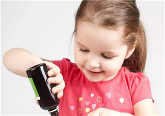 寶寶哪些藥不能用開(kāi)水泡 寶寶哪些藥不能空腹喝