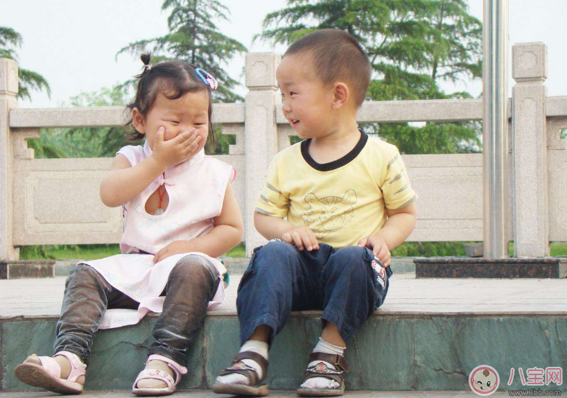 孩子噗噗噗打屁 原因可能是因?yàn)樗? alt=