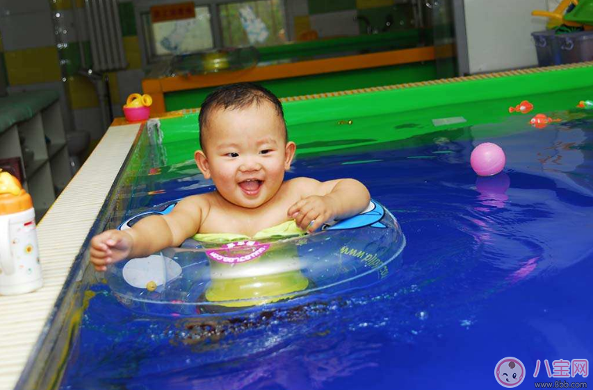 給寶寶洗澡耳朵進(jìn)水這么處理干得快 孩子耳朵進(jìn)水快速排出方法 給寶寶洗澡耳朵進(jìn)水這么處理干得快 孩子耳朵進(jìn)水快速排出方法