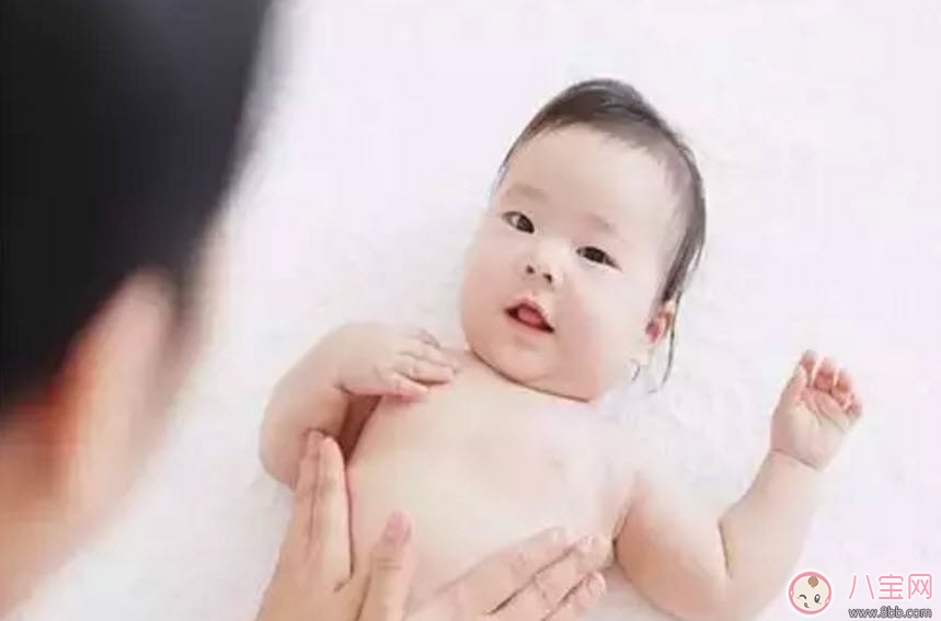 寶寶腸脹氣的癥狀有哪些 怎么緩解寶寶腸脹氣