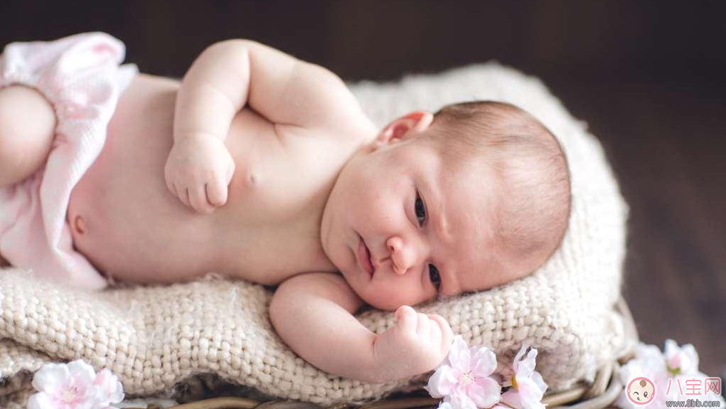 看到孩子肚臍這四種情況要當(dāng)心 最好早點(diǎn)及時(shí)就醫(yī)