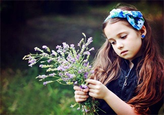 寶寶不愛(ài)開(kāi)口說(shuō)話(huà)可以用這個(gè)方法 寶寶盡早開(kāi)口說(shuō)話(huà)高招