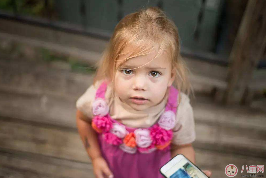 如何正確的了解孩子在幼兒園的情況 從細(xì)微差別就可以知道