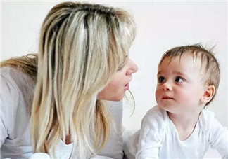 如何培養(yǎng)寶寶開(kāi)口說(shuō)話(huà)的能力 家長(zhǎng)培養(yǎng)孩子說(shuō)話(huà)的小方法有哪些