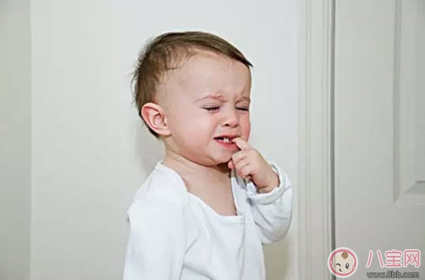 寶寶的六齡齒會(huì)換掉嗎 寶寶乳牙里的六齡牙終生不換