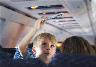 帶寶寶怎么坐飛機(jī) 帶寶寶坐飛機(jī)什么時(shí)候登機(jī)好