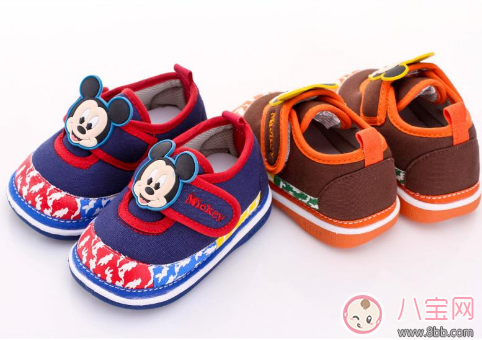 寶寶選鞋誤區(qū)要避開(kāi) 正確選對(duì)鞋子才算好